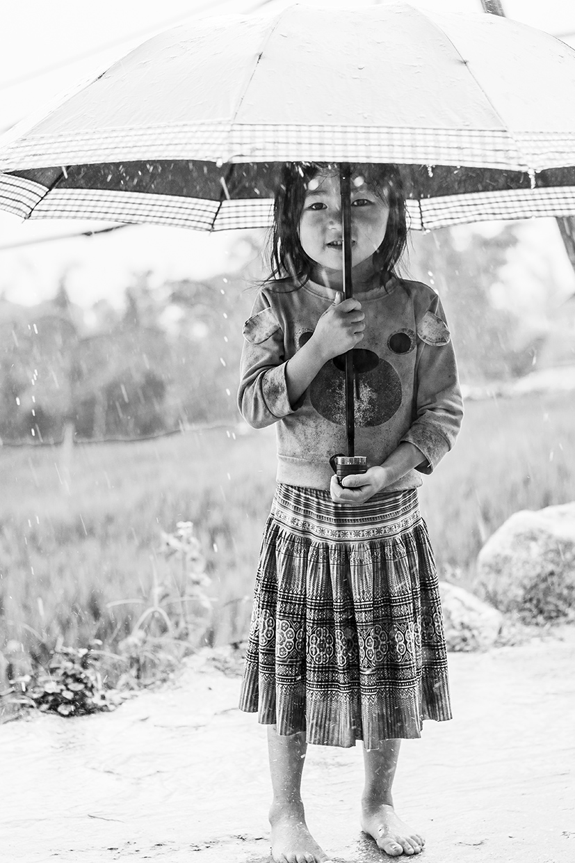 Portret Vietnamees kind zwart-wit